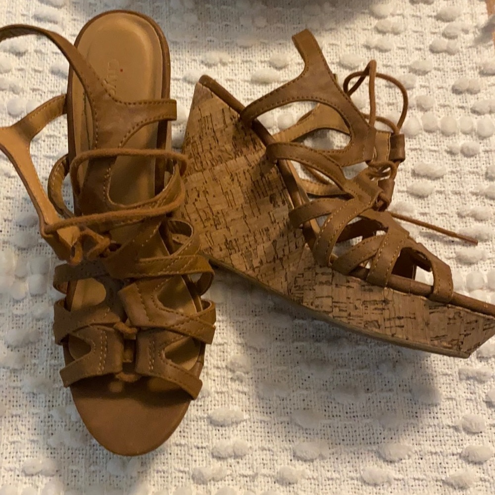 Brown Wedges